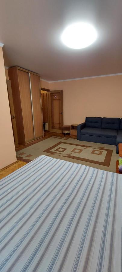 Stadionnaya 21/1 Киев Экстерьер фото